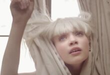 Photo of Chandelier» by Sia